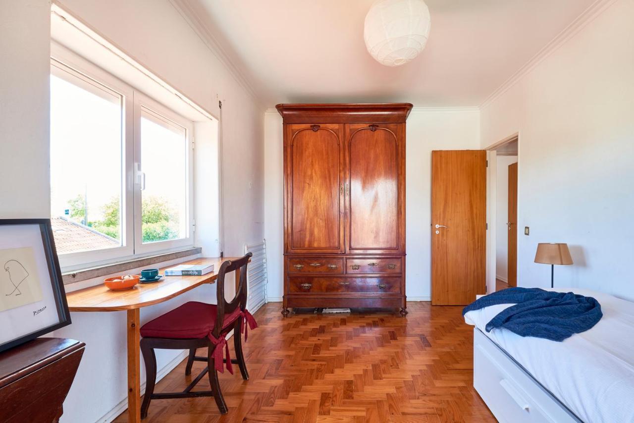 Bright Apartment With Garden In Кашкайш Екстериор снимка