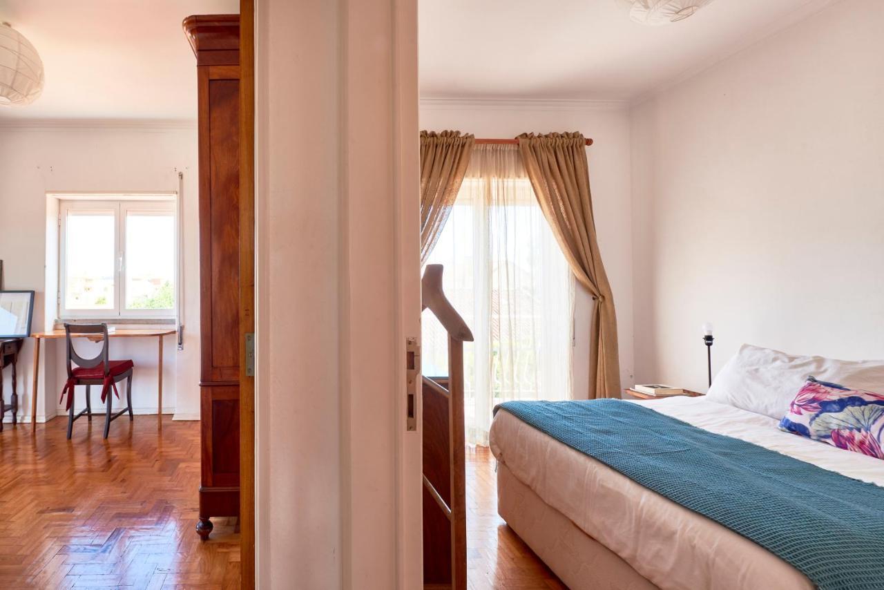 Bright Apartment With Garden In Кашкайш Екстериор снимка