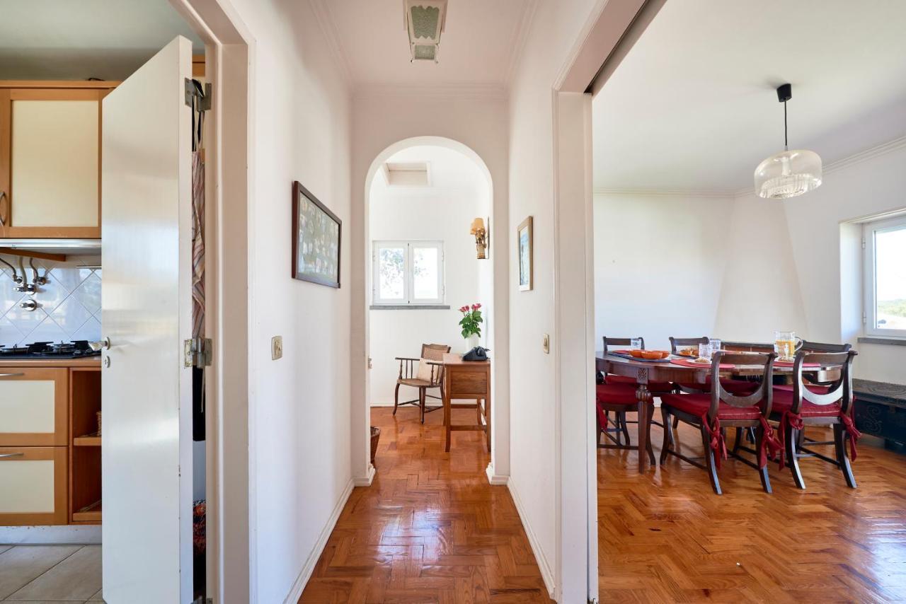 Bright Apartment With Garden In Кашкайш Екстериор снимка
